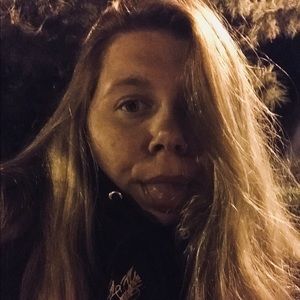 Meet your Posher, Ariana